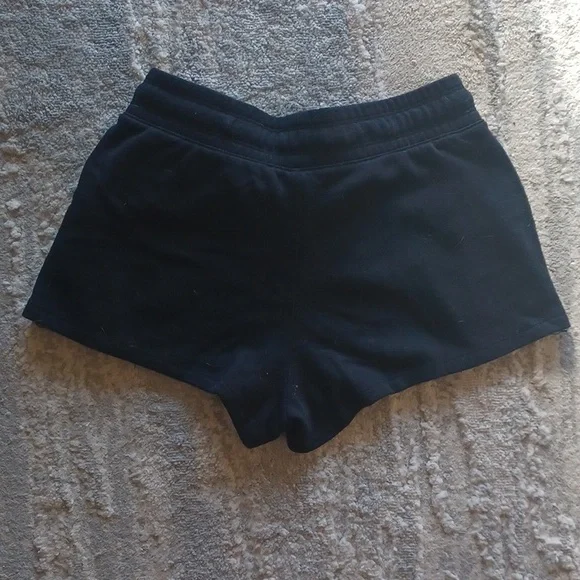 Yogalicious Womans XS Shorts - Picture 3 of 6